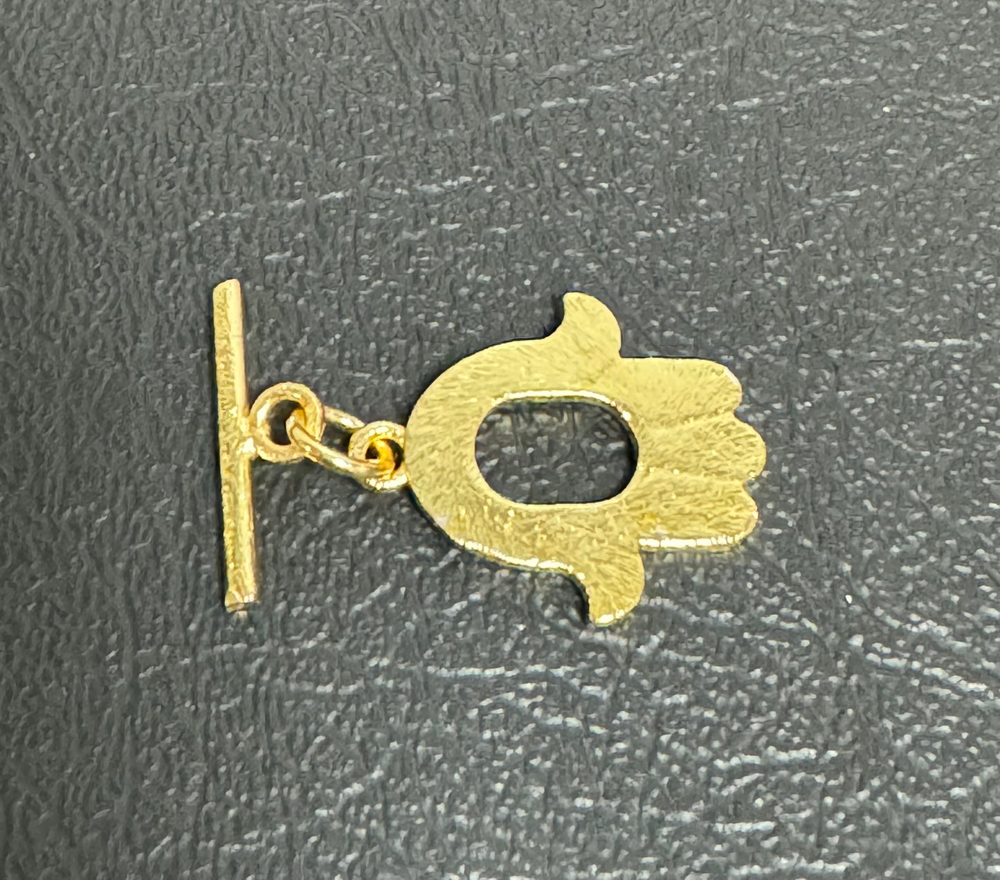 18k Gold Plated Hamsa Hand Toggle