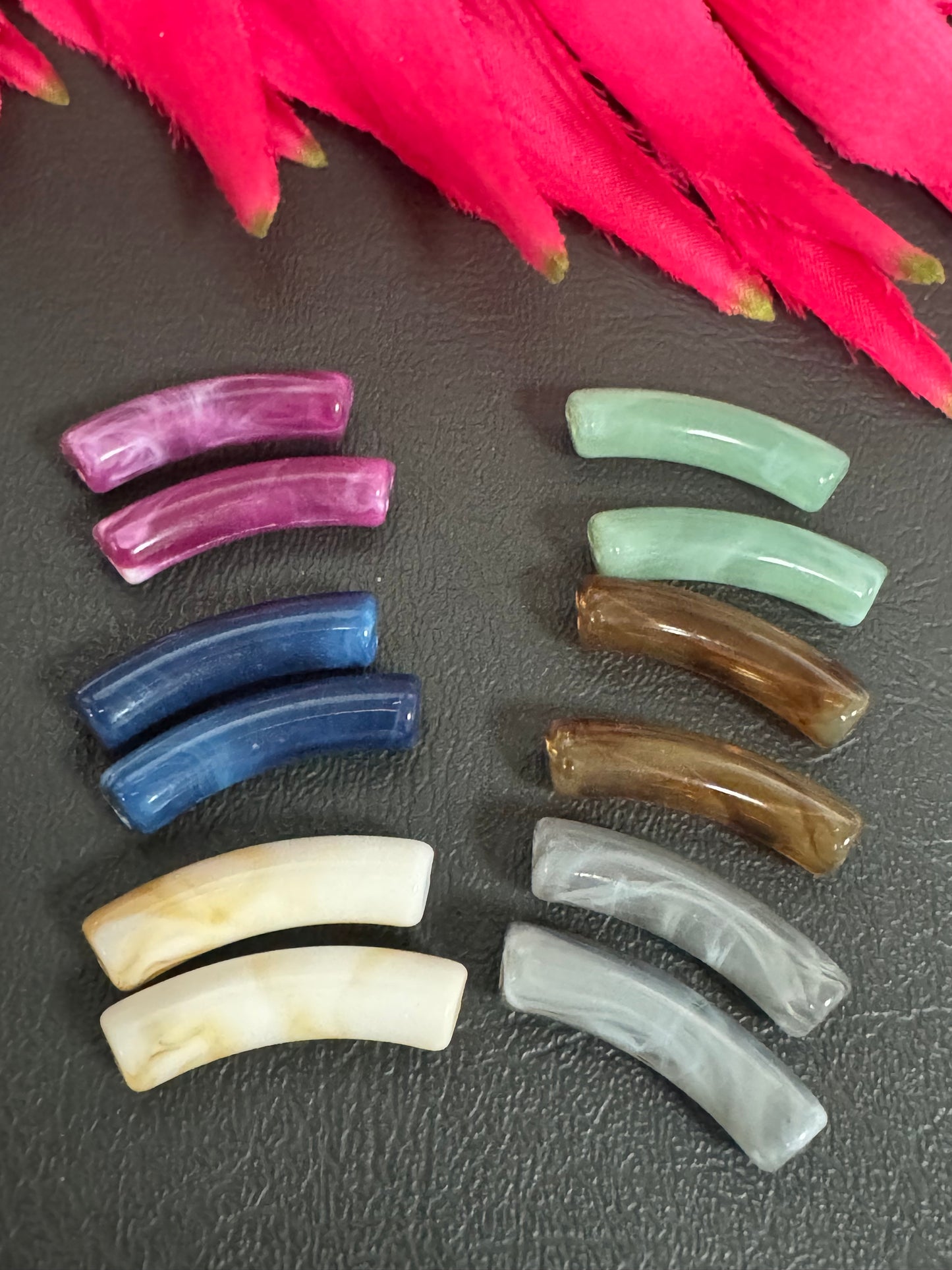 Acrylic Bead Curve Tube