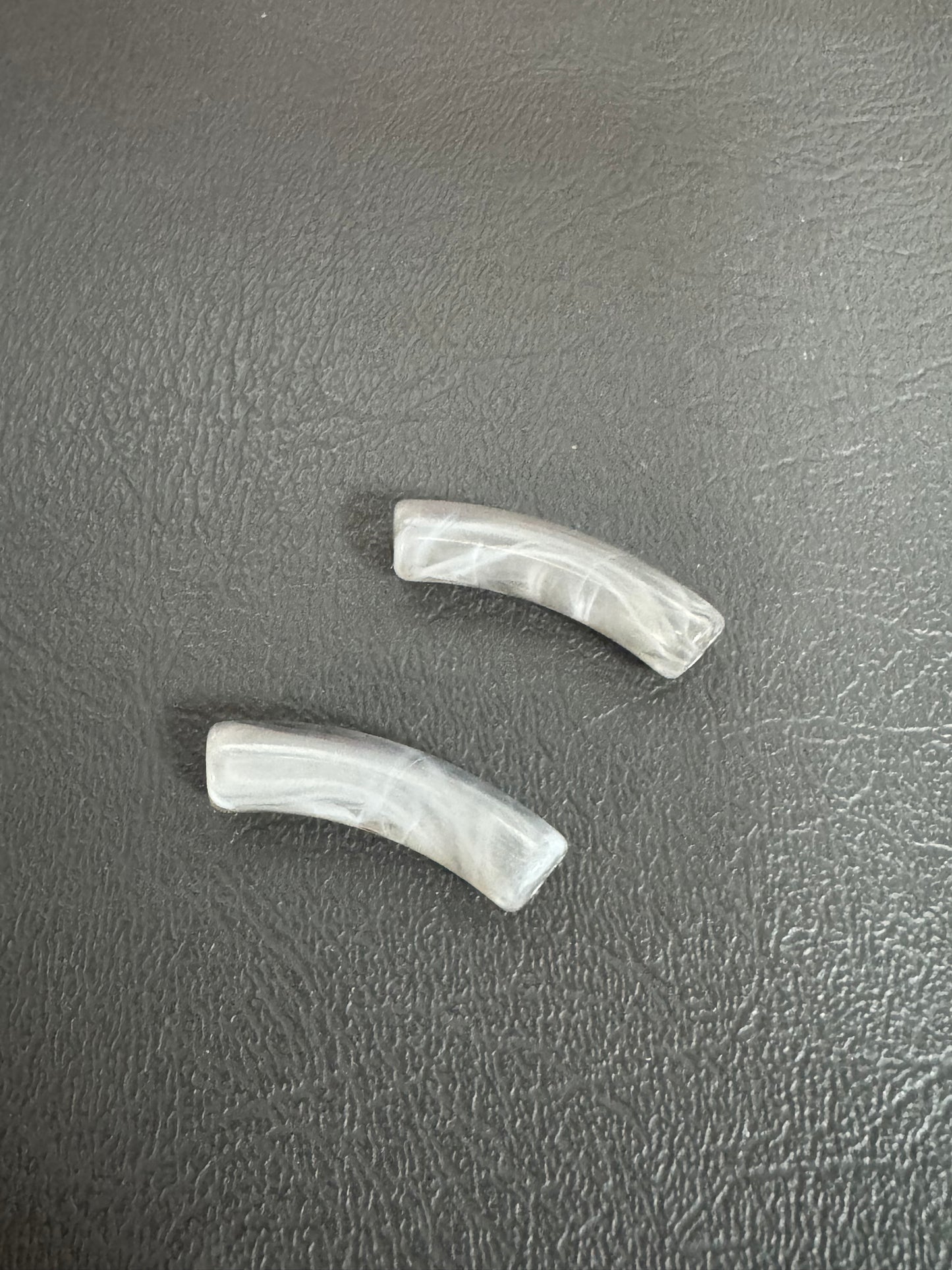 Acrylic Bead Curve Tube