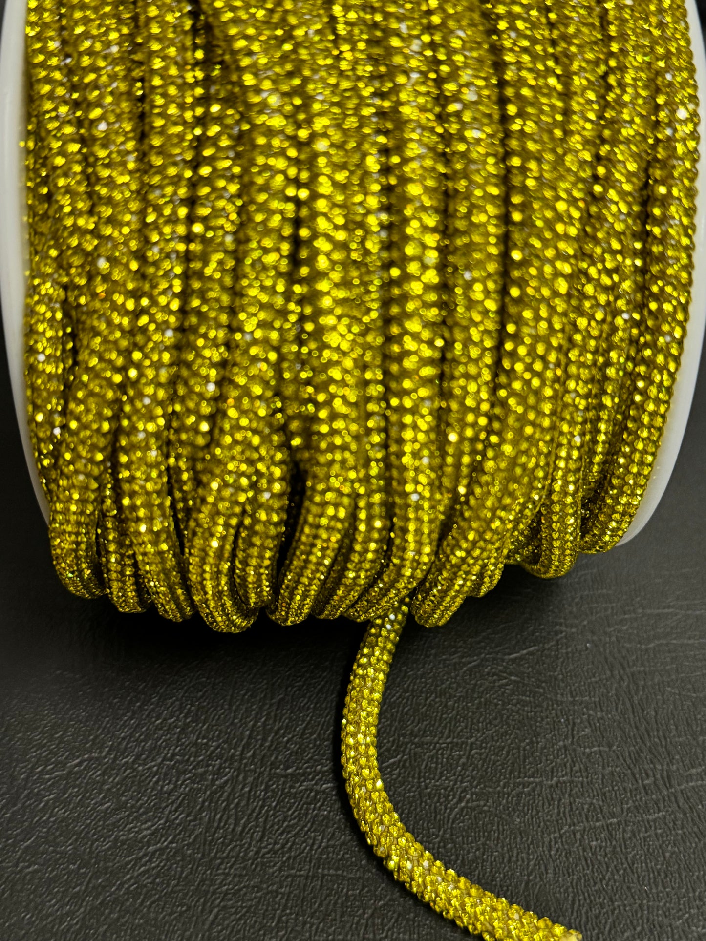 Crystal Cord Glued 6mm
