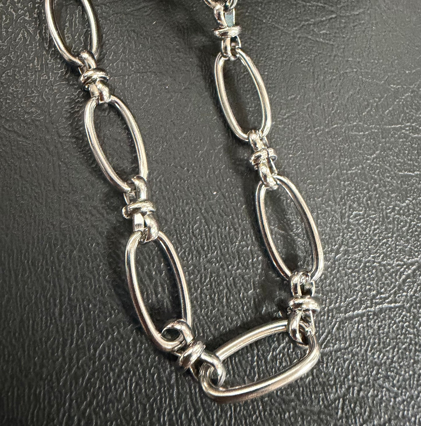 Stainless Steel Oval with link chain