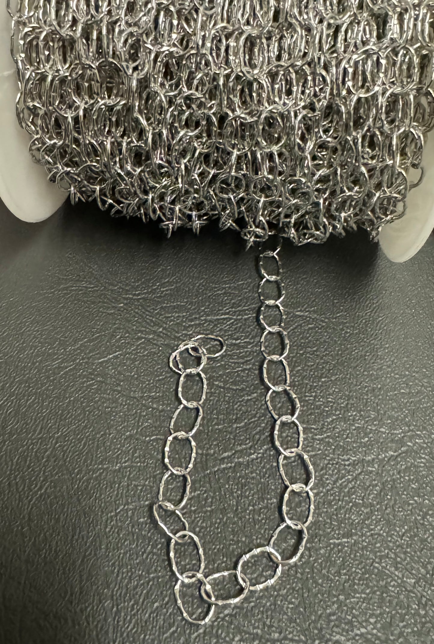 Stainless Steel Oval Shape Textured Chain