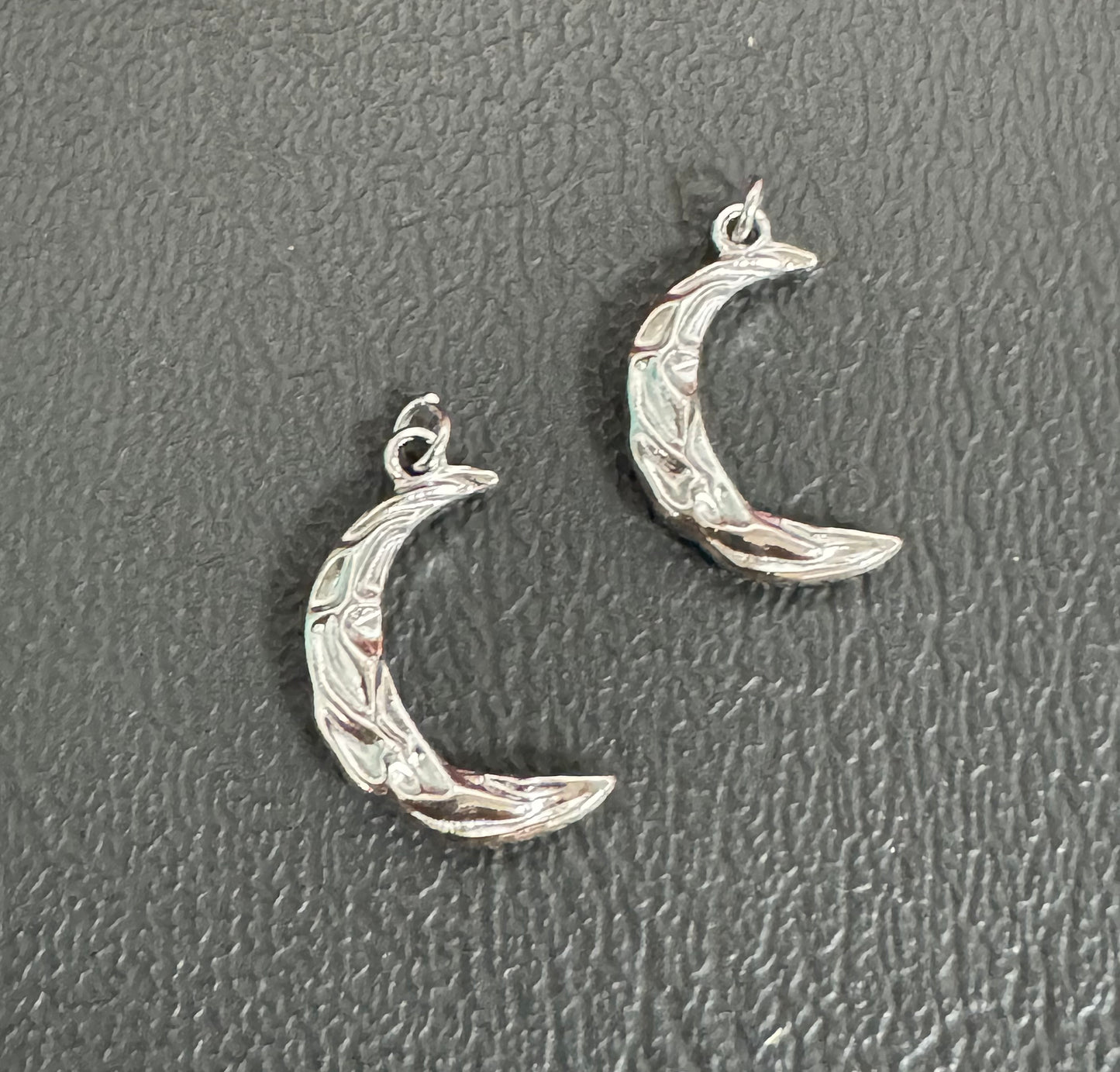 Stainless Steel Moon Hammered