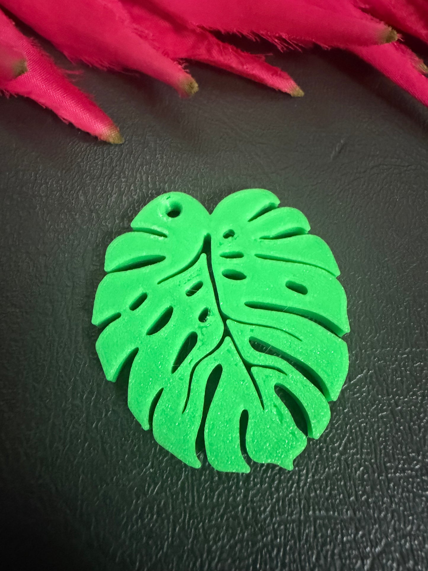 Plastic Big Leaf
